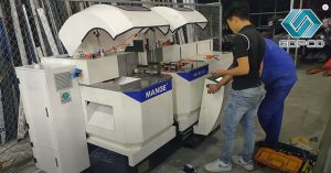 lap-dat-mat-cat-nhom-2-dau-cnc-mange-luoi-550-tai-alutech-03.jpg